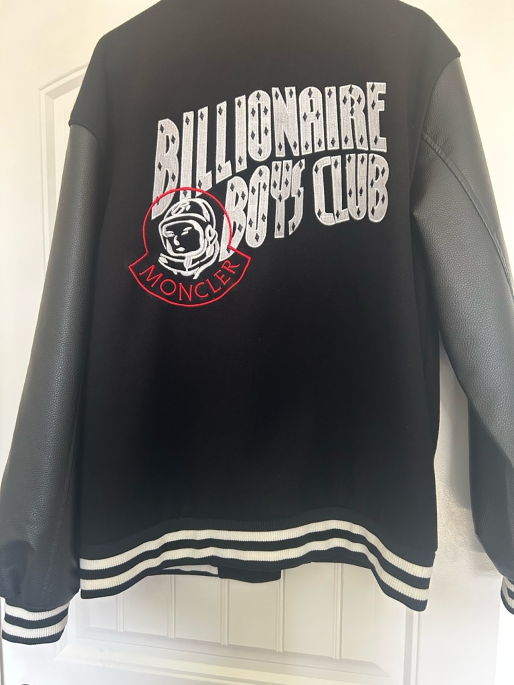 Moncler Black Jacket with Red and White Logo Patch - Picture 2 of 3
